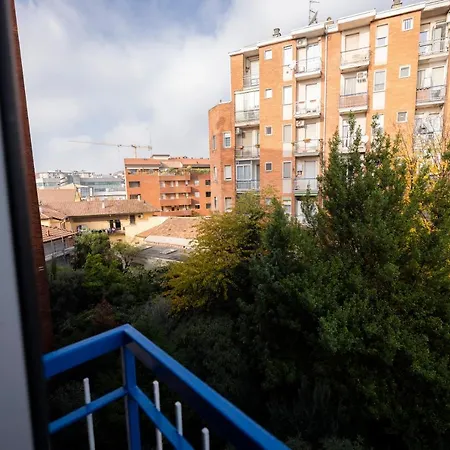 Ampio Bilocale In Zona Navigli/romolo * Milan